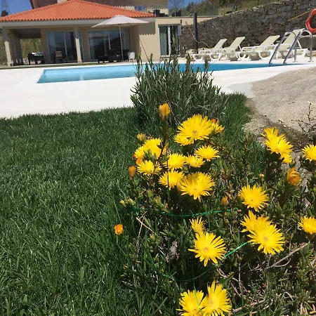 펜션 Quinta Bemboa Turismo Espaco Rural *