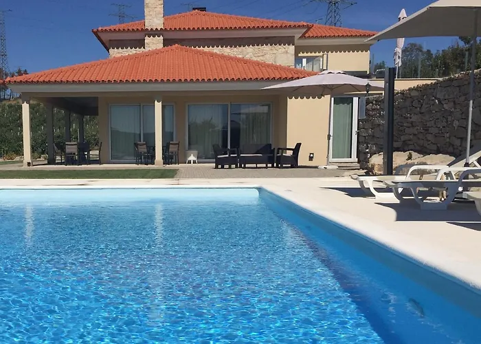 Quinta Bemboa Turismo Espaco Rural Nyaraló Aricera